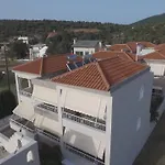 Corali Georgiou 아파트호텔 Almiropótamos