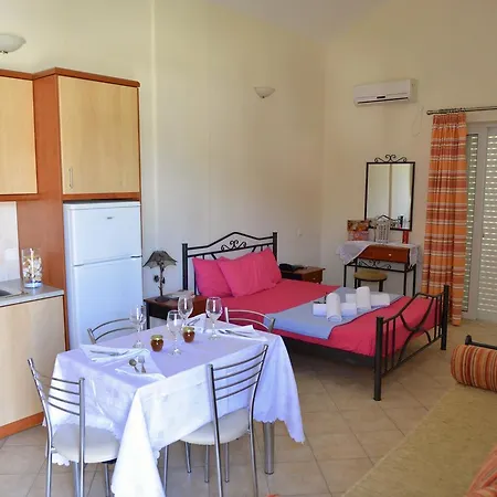 Aparthotel Korali Almiropótamos